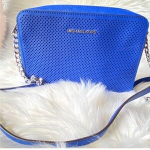 🛑SOLD🛑Michael Kors Jetset Crossbody, Electric Blue
